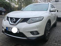Weiß Gebraucht 2014 Nissan X-Trail SUV | 8.900 € (Teuer)