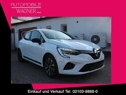 Weiß Gebraucht 2023 Renault Clio V Equilibre Limousine | 14.590 € (Fairer Preis)