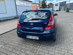 Blau Gebraucht 2007 Hyundai i30 Kleinwagen | 5.900 €