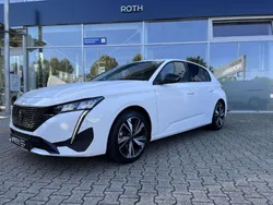 Weiss Gebraucht 2023 Peugeot 308 Allure Limousine | 17.950 € (Etwas zu teuer)