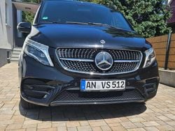 Schwarz Gebraucht 2021 Mercedes V300 Exclusive Van / Kleinbus | 60.500 € (Superpreis)