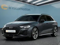Grau Gebraucht 2024 Audi A3 S-Line Limousine | 38.799 €