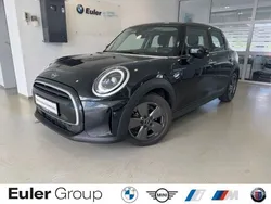 Schwarz Gebraucht 2023 Mini ONE Kleinwagen | 22.933 € (Teuer)