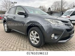 Grau Gebraucht 2013 Toyota RAV4 Executive SUV | 12.500 € (Etwas zu teuer)