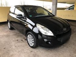 Schwarz Gebraucht 2010 Hyundai i20 Limousine | 2.150 € (Superpreis)