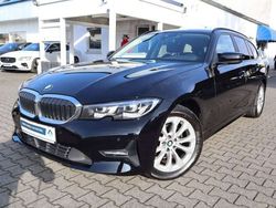 Schwarz ii Gebraucht 2022 BMW 318 Advantage Kombi | 25.485 € (Fairer Preis)