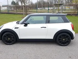 Weiß Gebraucht 2023 Mini Cooper SE Kleinwagen | 20.100 € (Guter Preis)