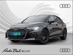 Daytonagrau perleffekt Neu 2025 Audi RS3 Kleinwagen | 70.840 €