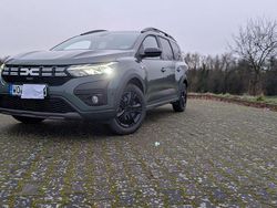 Grün Gebraucht 2023 Dacia Jogger Extreme Van / Kleinbus | 18.500 € (Fairer Preis)
