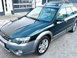 Grün Gebraucht 2004 Subaru Outback SUV | 5.990 € (Fairer Preis)