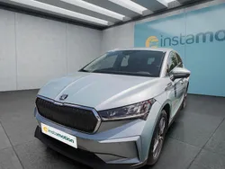 Silber Gebraucht 2021 Skoda Enyaq iV SUV | 26.599 € (Fairer Preis)
