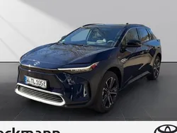 Blau Neu 2025 Toyota bZ4X Lounge SUV | 44.490 € (Teuer)