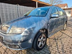 Grau Gebraucht 2006 Skoda Fabia Ambiente Kombi | 1.950 € (Guter Preis)