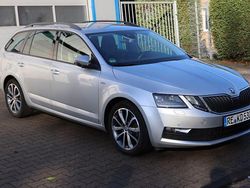 Silber Gebraucht 2019 Skoda Octavia Soleil Kombi | 14.990 € (Fairer Preis)