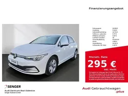 Weiß Gebraucht 2022 VW Golf VIII Life | 20.990 € (Guter Preis)