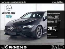 Metalliclack kosmosschwarz Gebraucht 2024 Mercedes CLA200 Shooting Brake AMG Kombi | 31.880 € (Fairer Preis)