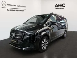 Schwarz Gebraucht 2024 Mercedes V300 Van / Kleinbus | 72.947 € (Etwas zu teuer)