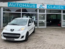 Weiß Gebraucht 2009 Peugeot 107 Kleinwagen | 3.995 € (Fairer Preis)