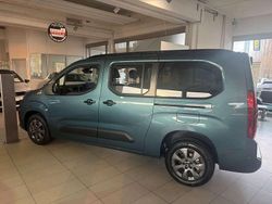 Blau Neu 2025 Opel Combo Life Edition Van / Kleinbus | 26.990 € (Guter Preis)