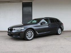 Grau Gebraucht 2022 BMW 520 Limousine | 28.490 € (Superpreis)