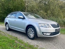 Brilliantsilber metallic Gebraucht 2015 Skoda Octavia G-TEC Kombi | 7.990 € (Guter Preis)