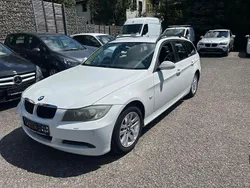 Weiß Gebraucht 2007 BMW 320 Kombi | 2.850 € (Guter Preis)