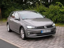 Grau Gebraucht 2018 VW Polo Kleinwagen | 16.000 € (Fairer Preis)