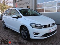 Oryxweiss Gebraucht 2017 VW Golf Sportsvan Sound Van / Kleinbus | 11.790 € (Fairer Preis)