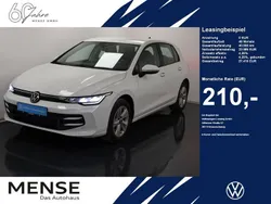 Pure white Gebraucht 2024 VW Golf VIII Life Limousine | 23.985 € (Guter Preis)