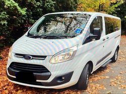 Weiß Gebraucht 2014 Ford Tourneo Van / Kleinbus | 8.000 €