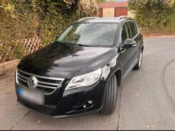 Schwarz Gebraucht 2011 VW Tiguan Team SUV | 8.999 € (Guter Preis)