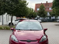 Rot Gebraucht 2009 Ford Fiesta Trend Kleinwagen | 2.350 € (Fairer Preis)