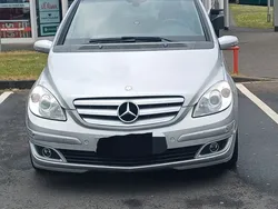 Grau Gebraucht 2007 Mercedes B200 Van / Kleinbus | 3.200 € (Fairer Preis)