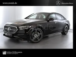 Schwarz Gebraucht 2025 Mercedes E200 AMG Limousine | 54.630 €
