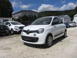 Weiß Gebraucht 2017 Renault Twingo LIMITED Kleinwagen | 6.900 € (Fairer Preis)