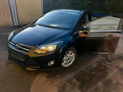 Schwarz Gebraucht 2014 Ford Focus Titanium Limousine | 4.400 € (Fairer Preis)
