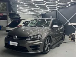 Andere farben Gebraucht 2015 VW Golf VII R Limousine | 23.500 €