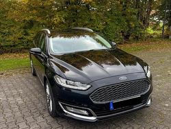 Schwarz Gebraucht 2017 Ford Mondeo Vignale Kombi | 15.000 € (Fairer Preis)