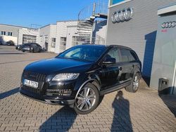 Schwarz Gebraucht 2012 Audi Q7 SUV | 15.990 € (Etwas zu teuer)