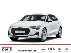 Gletscherweißmetallic Gebraucht 2024 Audi A3 Sportback Advanced Plus Limousine | 27.400 € (Guter Preis)