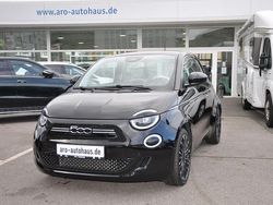Onyx schwarz Gebraucht 2021 Fiat 500e La Prima Kleinwagen | 19.990 € (Fairer Preis)