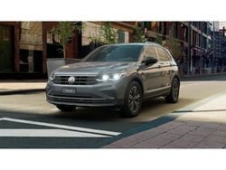 Delfingrau metallic (metallic) Gebraucht 2024 VW Tiguan Move SUV | 31.990 € (Guter Preis)