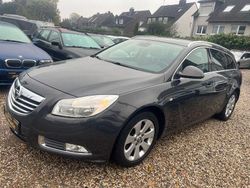Grau Gebraucht 2012 Opel Insignia Edition Kombi | 5.499 € (Fairer Preis)