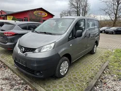 Grau Gebraucht 2016 Nissan Evalia Comfort Van / Kleinbus | 11.199 € (Etwas zu teuer)