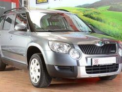 Grau metallic Gebraucht 2012 Skoda Yeti GreenLine SUV | 14.980 €