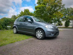 Grau Gebraucht 2009 Citroën C3 Kleinwagen | 1.490 € (Fairer Preis)