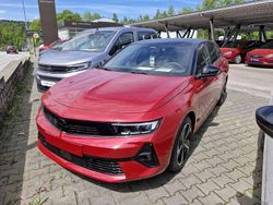 Rot (kardio rot (metallic)) Gebraucht 2024 Opel Astra Kombi | 27.534 € (Etwas zu teuer)