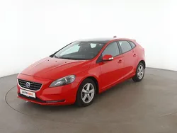 Rot Gebraucht 2014 Volvo V40 You! Kombi | 14.640 €