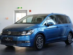 Caribbean blue Gebraucht 2017 VW Touran Sound Van / Kleinbus | 21.490 € (Fairer Preis)