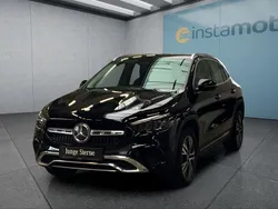 Schwarz Gebraucht 2024 Mercedes GLA180 SUV | 38.599 € (Teuer)